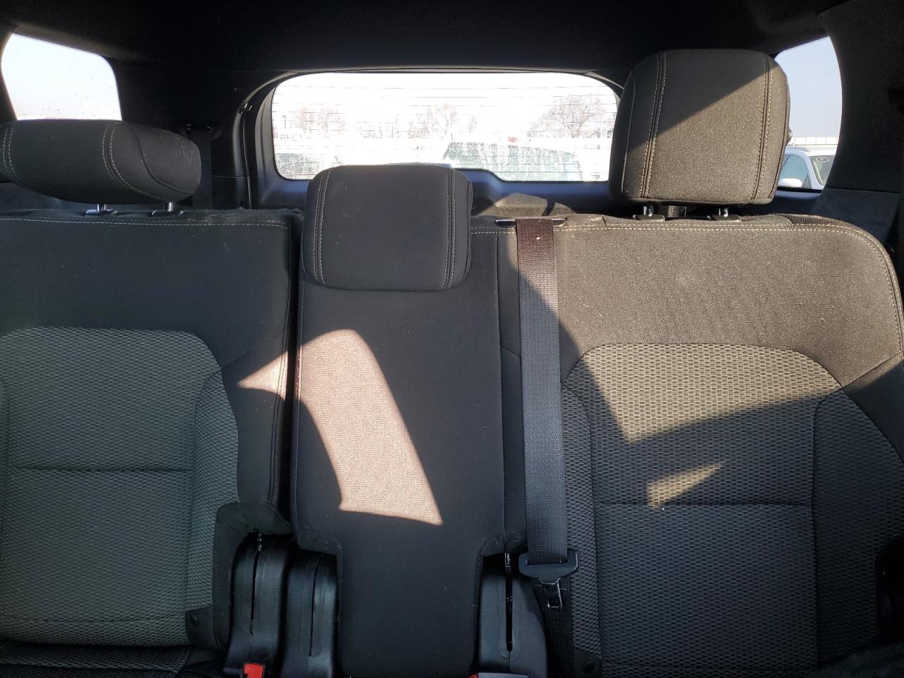 2016 Ford Explorer - Image 10