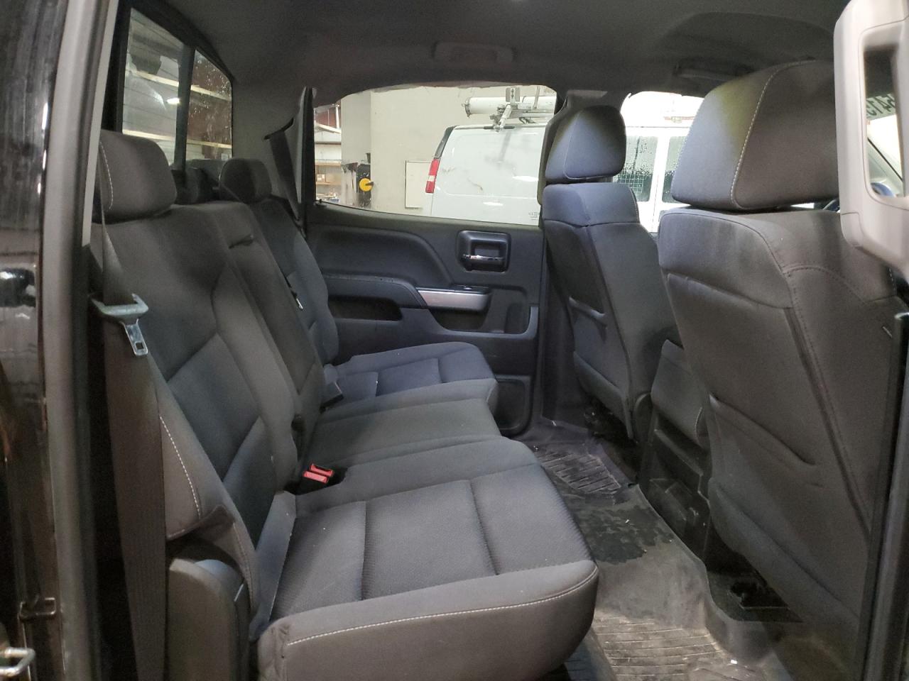 2018 Chevrolet Silverado - Image 10