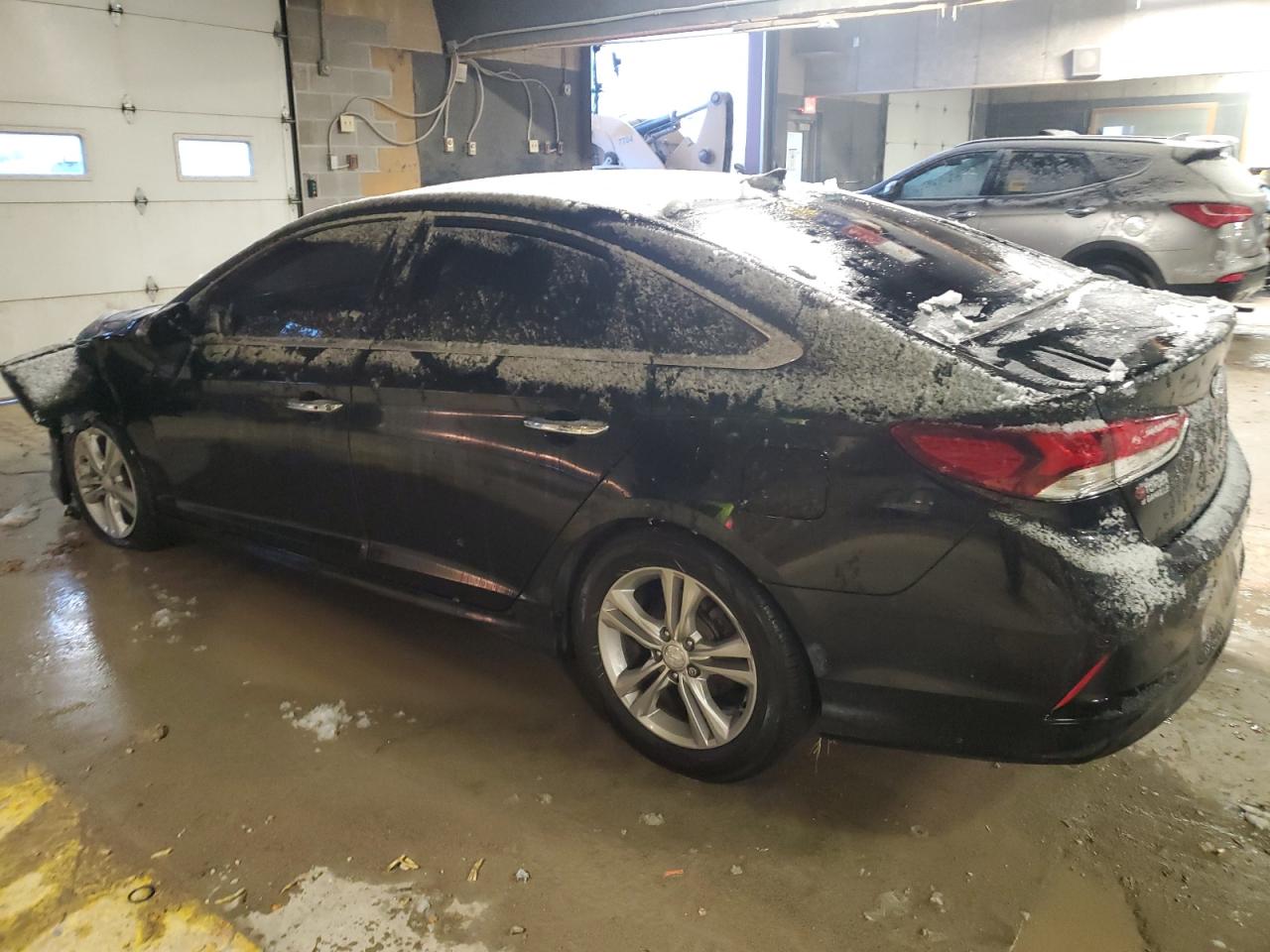 2018 Hyundai Sonata - Image 2