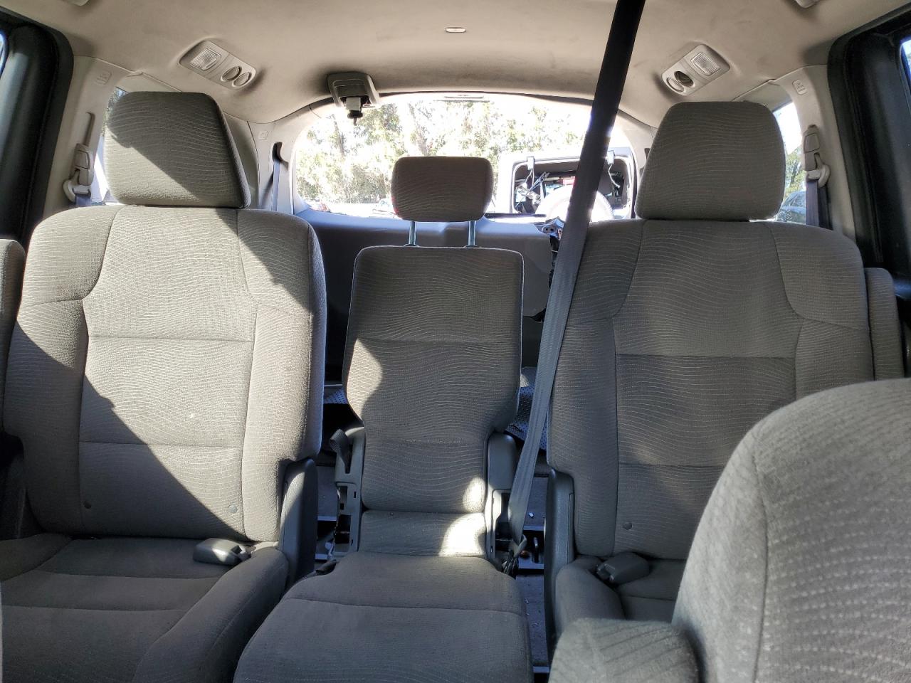 2012 Honda Odyssey - Image 10