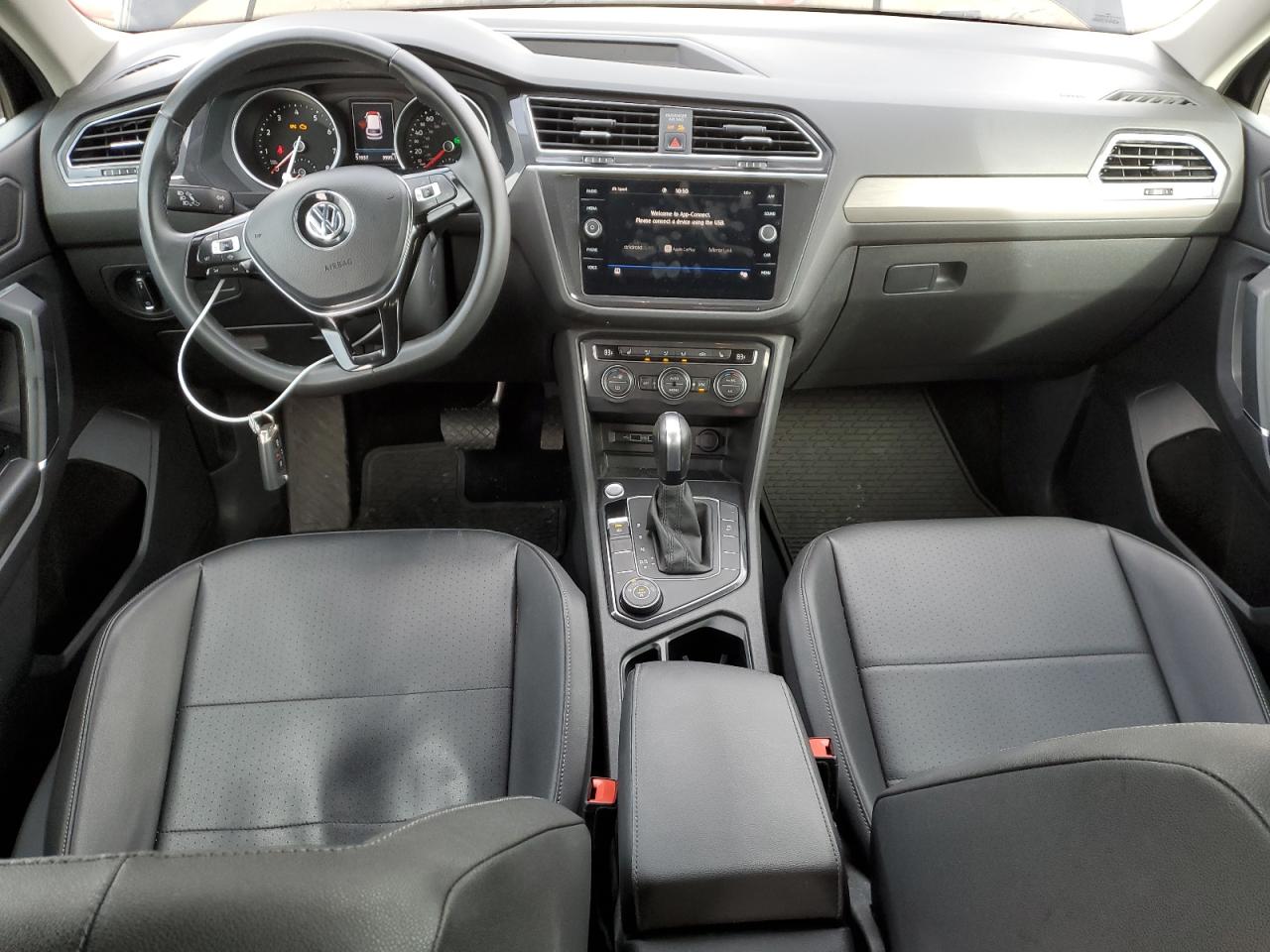 2020 Volkswagen Tiguan - Image 8