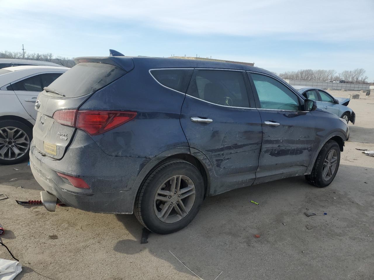 2017 Hyundai Santa Fe - Image 3