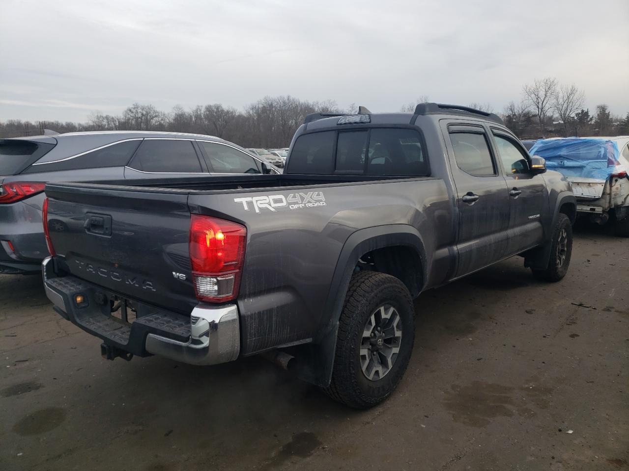 VIN 5TFDZ5BN4GX004485 2016 TOYOTA TACOMA no.3