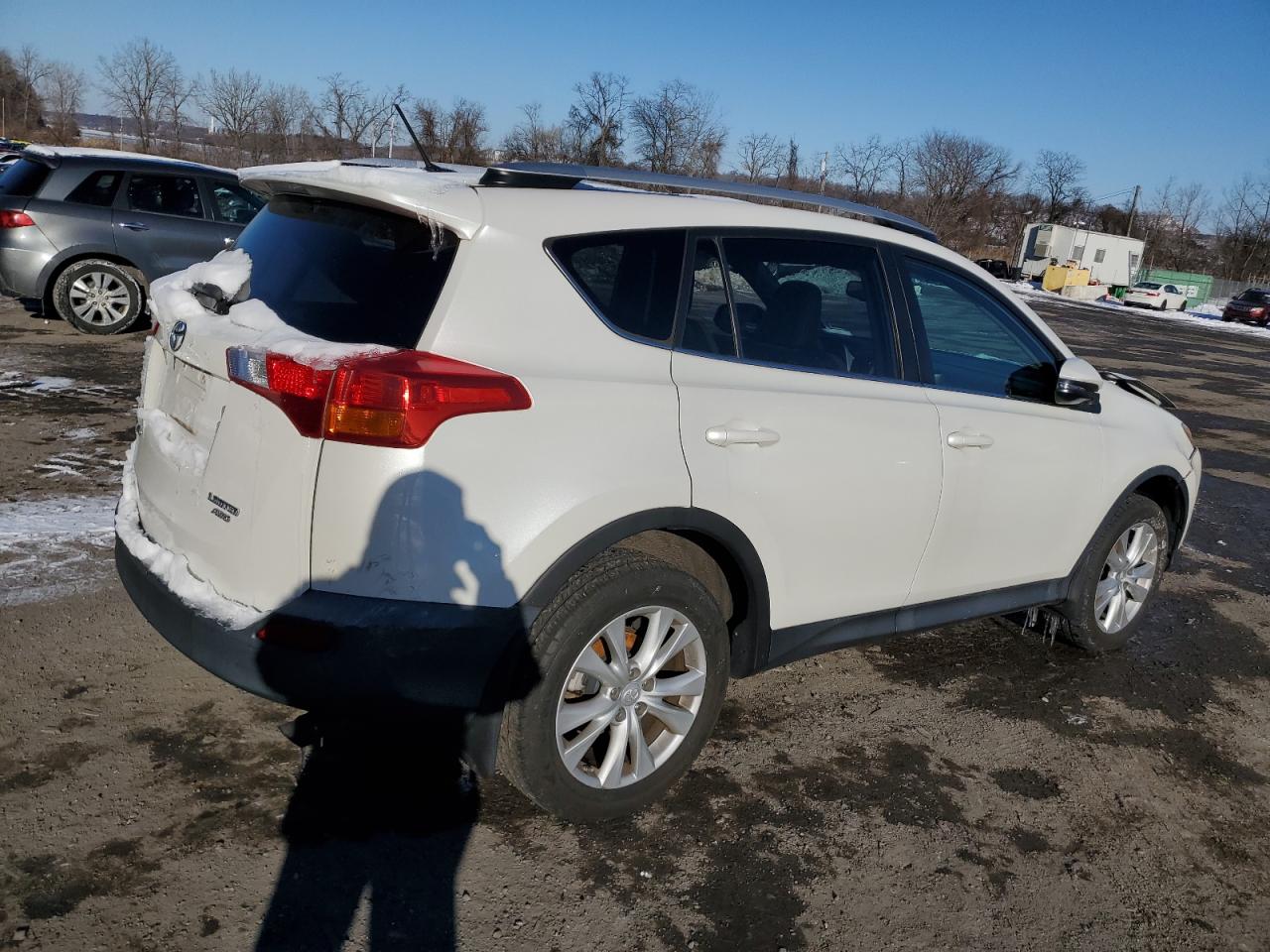 2014 Toyota RAV 4 - Image 3