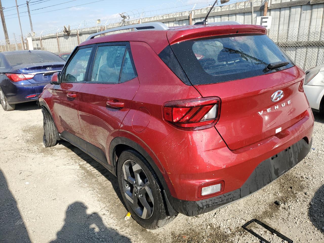 2024 Hyundai Venue - Image 2