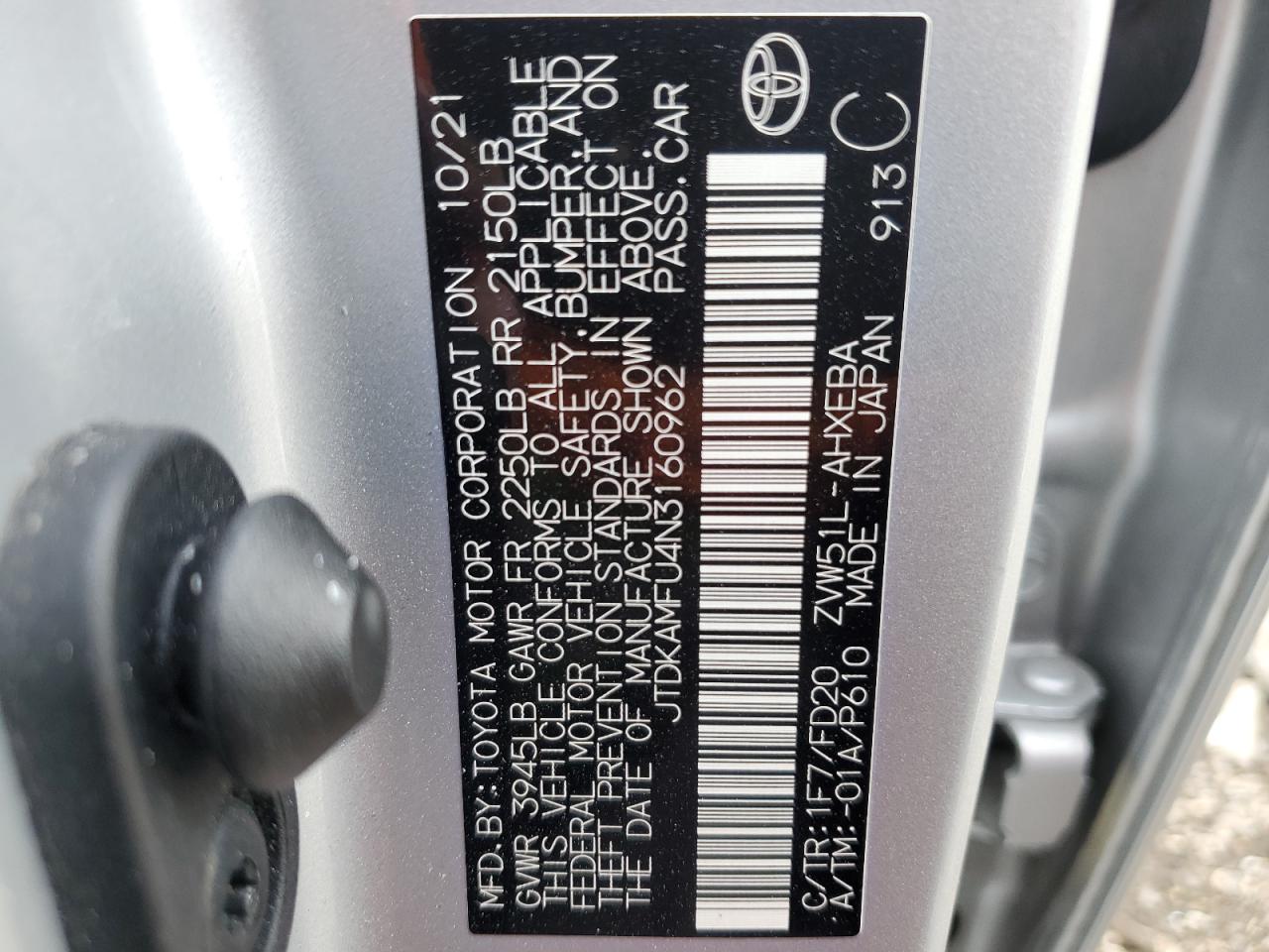 2022 Toyota Prius - Image 15