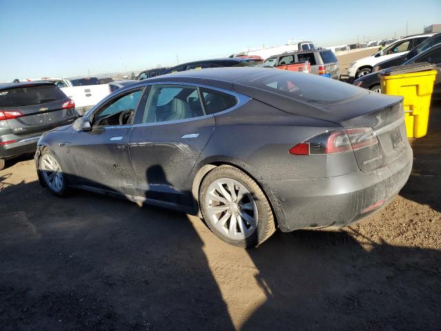  TESLA MODEL S 2018 Серебристый