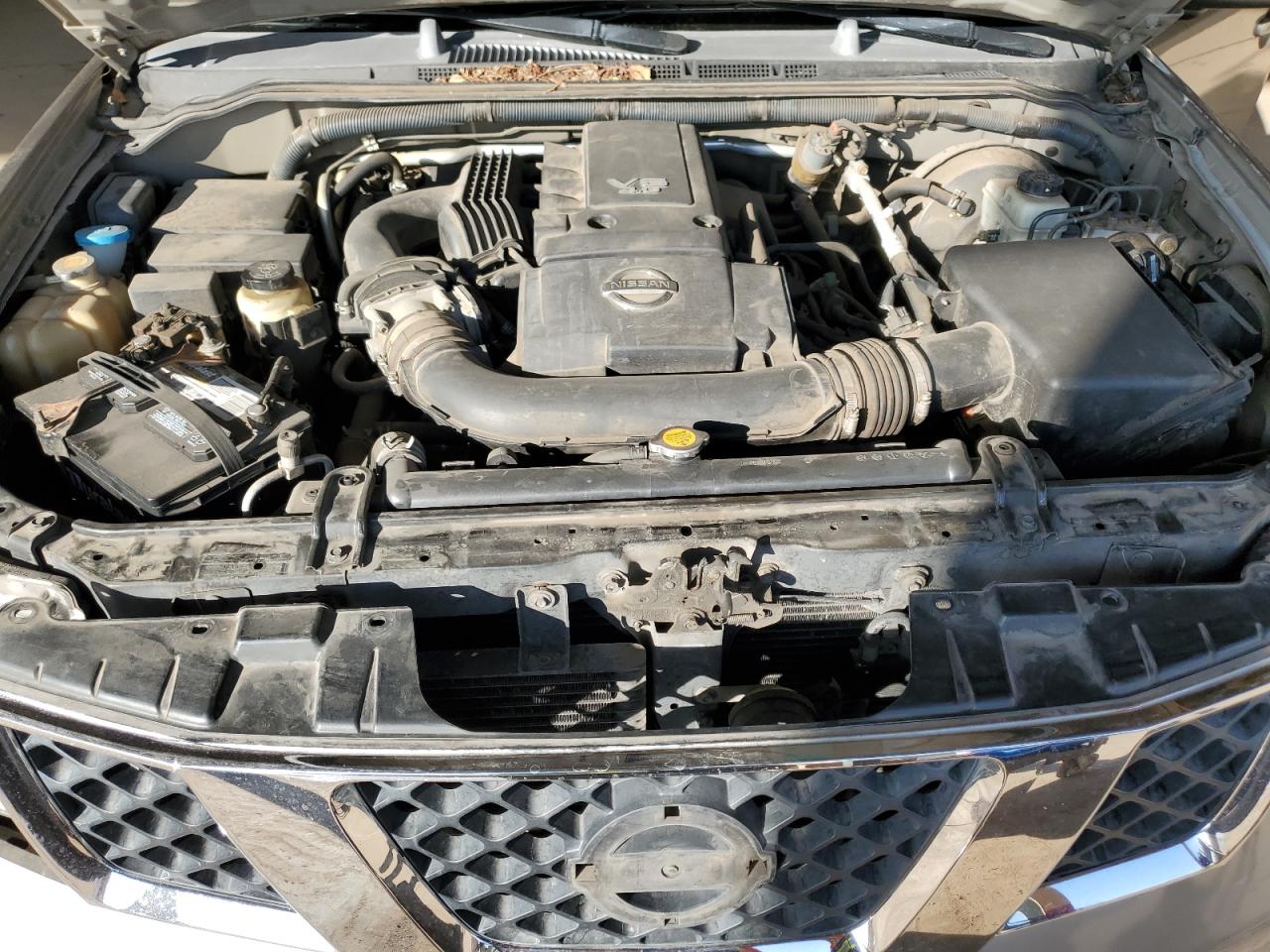 2005 Nissan Pathfinder - Image 12