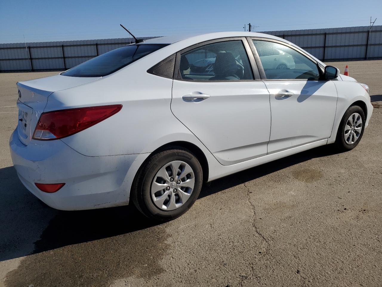 2017 Hyundai Accent - Image 3