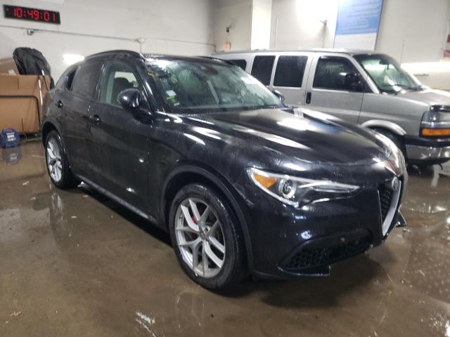  ALFA ROMEO STELVIO 2018 Czarny