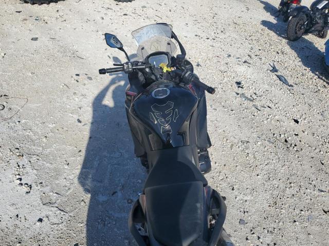  KAWASAKI ZX1002 K 2022 Черный