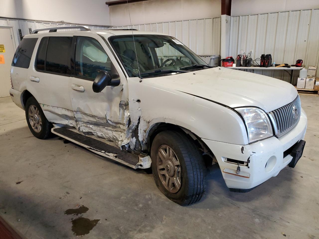 2003 Mercury Mountaineer - Image 4