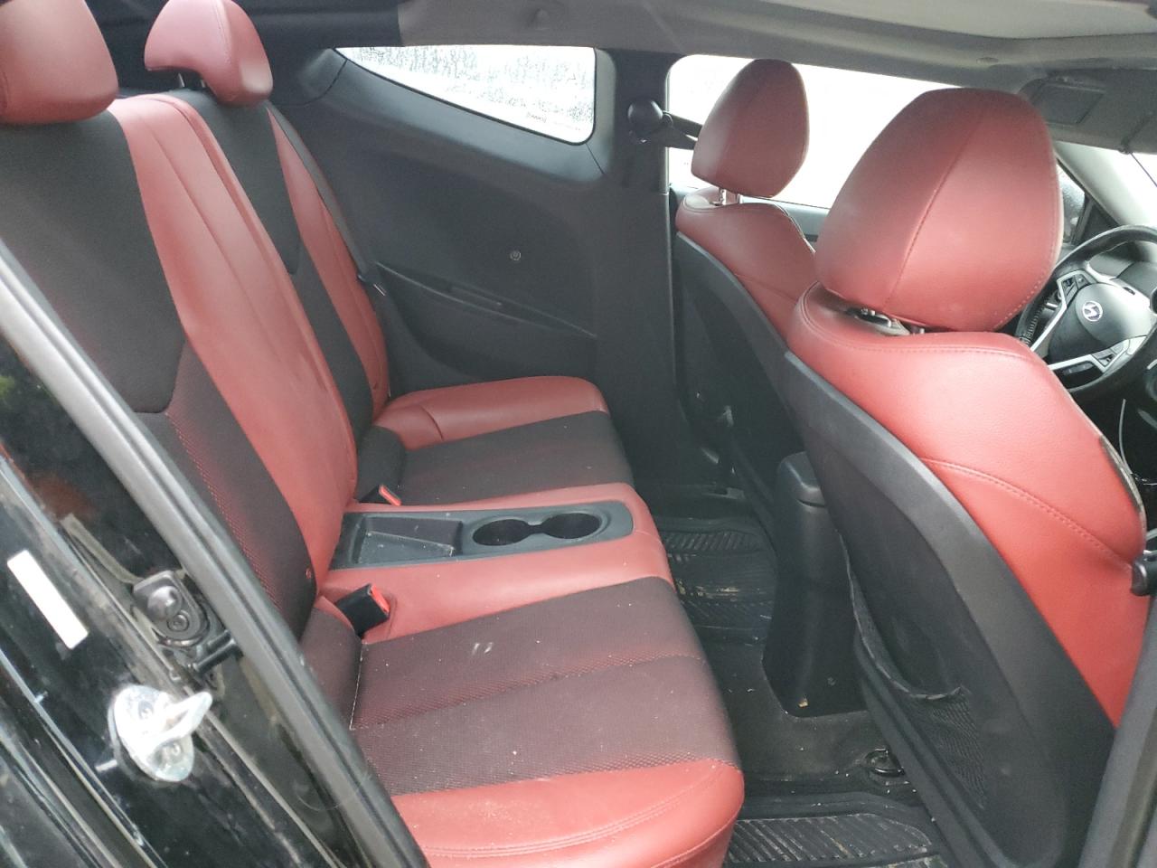 2012 Hyundai Veloster - Image 10
