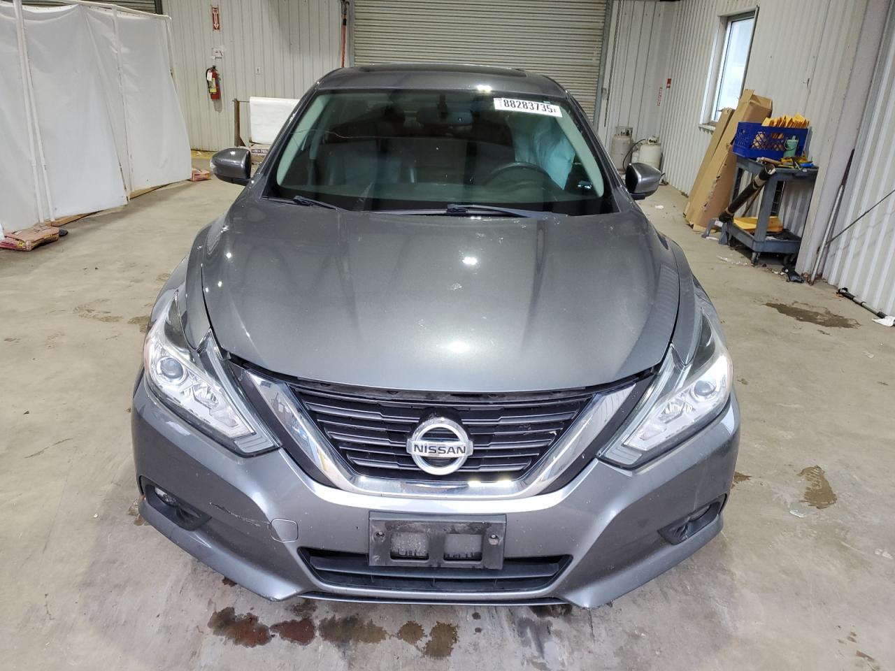 2016 Nissan Altima - Image 5