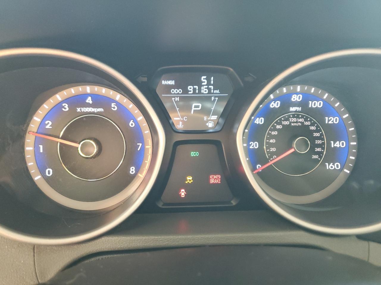 2013 Hyundai Elantra - Image 9