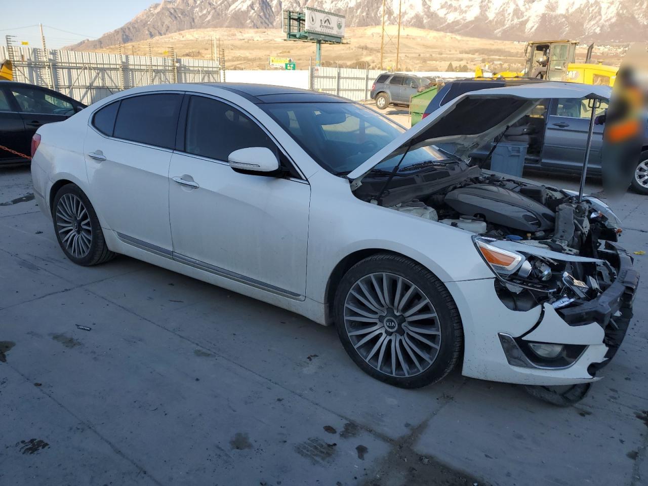 2014 Kia Cadenza - Image 4