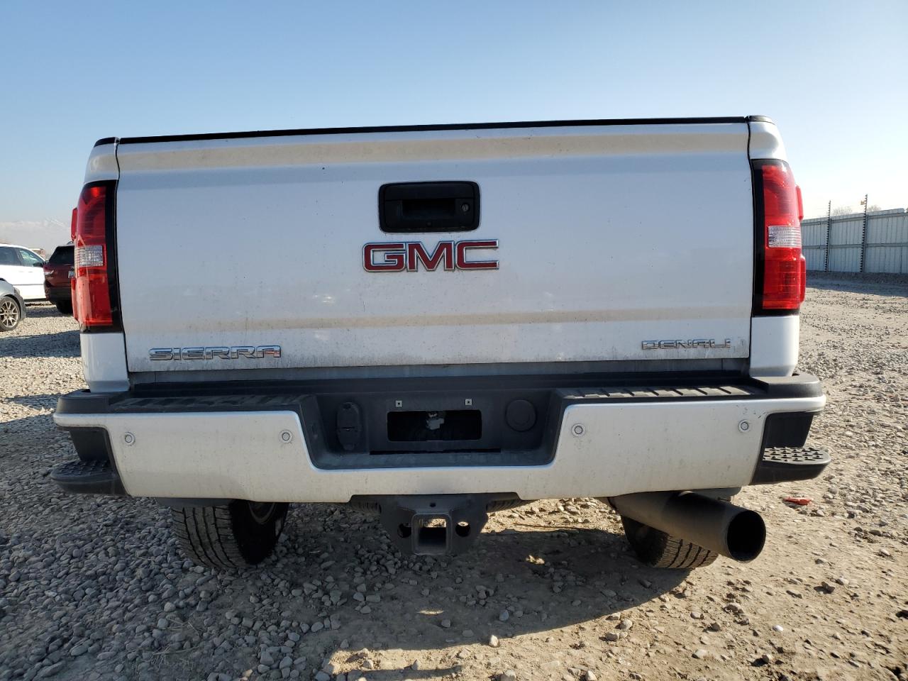 2018 GMC Sierra - Image 6