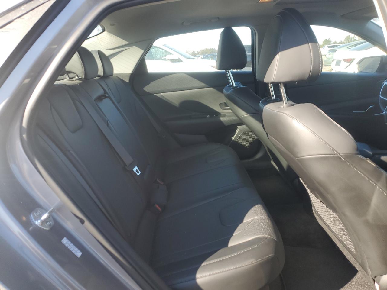 2023 Hyundai Elantra - Image 10