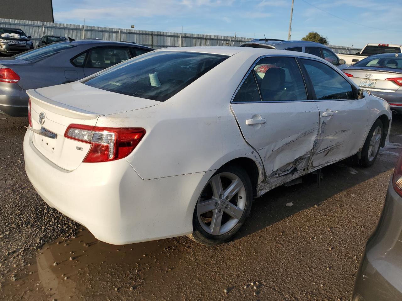 2014 Toyota Camry - Image 3