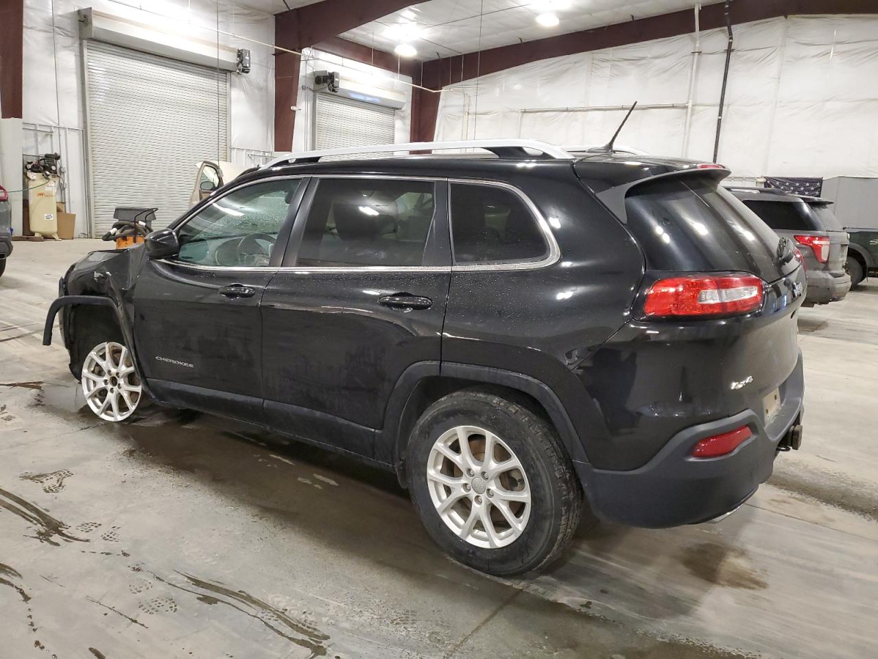 2015 Jeep Grand Cherokee - Image 2