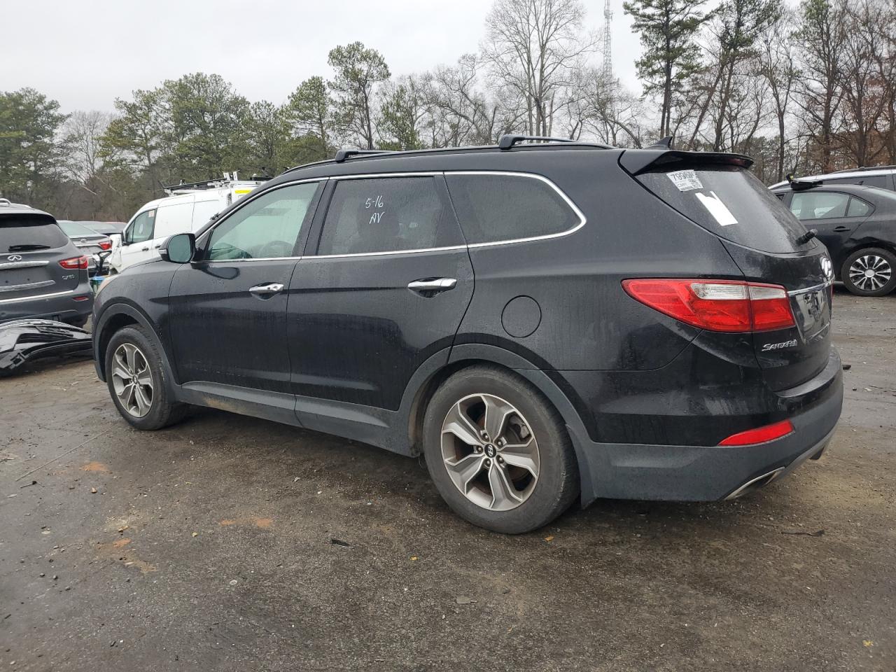 2014 Hyundai Santa Fe - Image 2