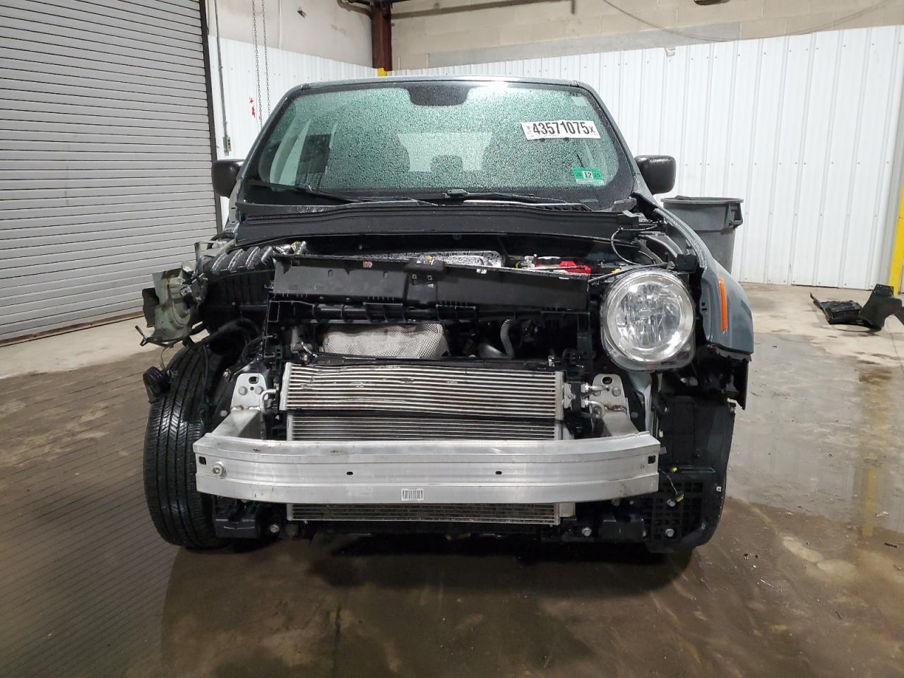 2018 Jeep Renegade - Image 5