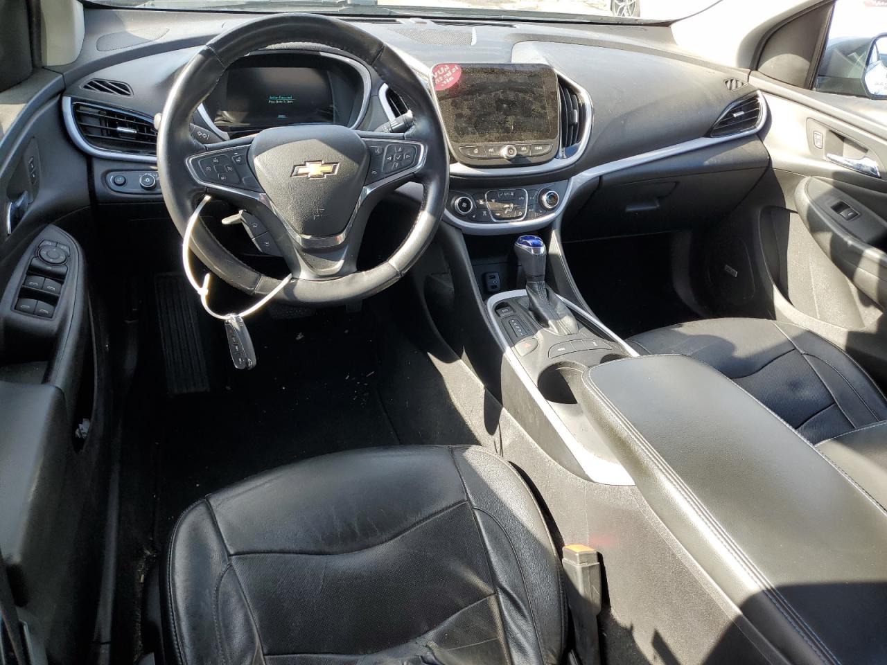 2018 Chevrolet Volt - Image 8