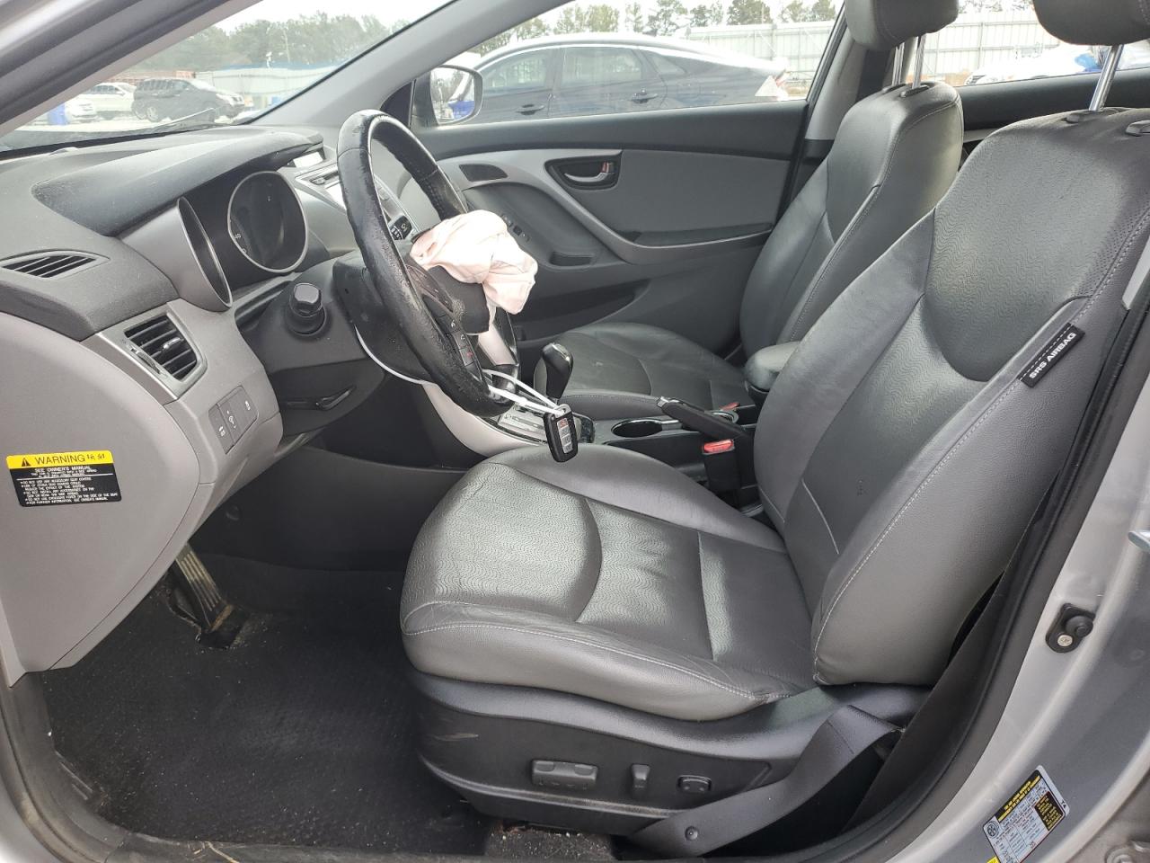 2013 Hyundai Elantra - Image 7