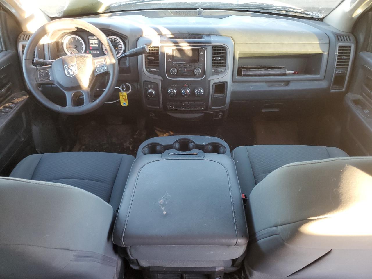 2016 RAM 2500 - Image 8