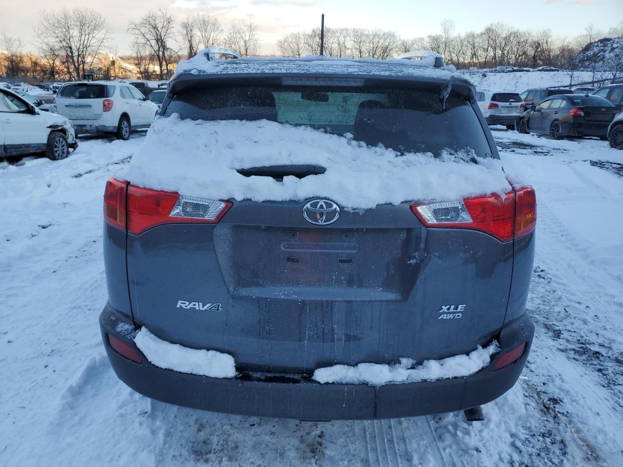 2013 Toyota RAV 4 - Image 6