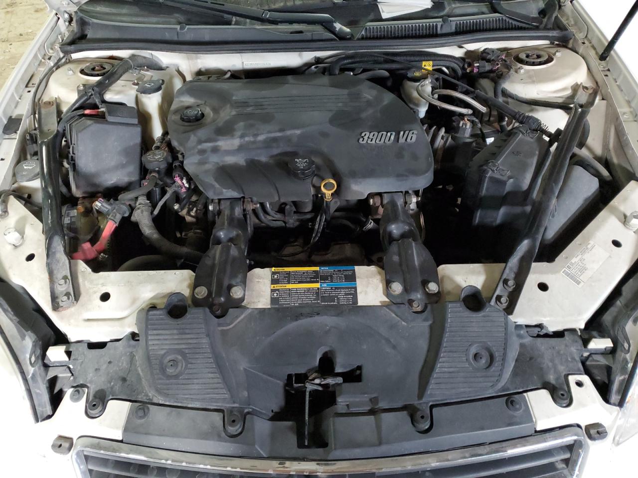 2009 Chevrolet Impala - Image 11