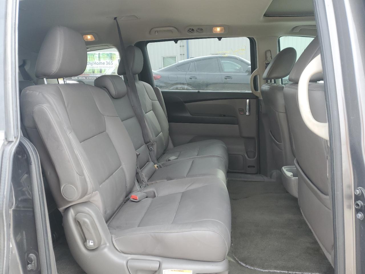 2014 Honda Odyssey - Image 11