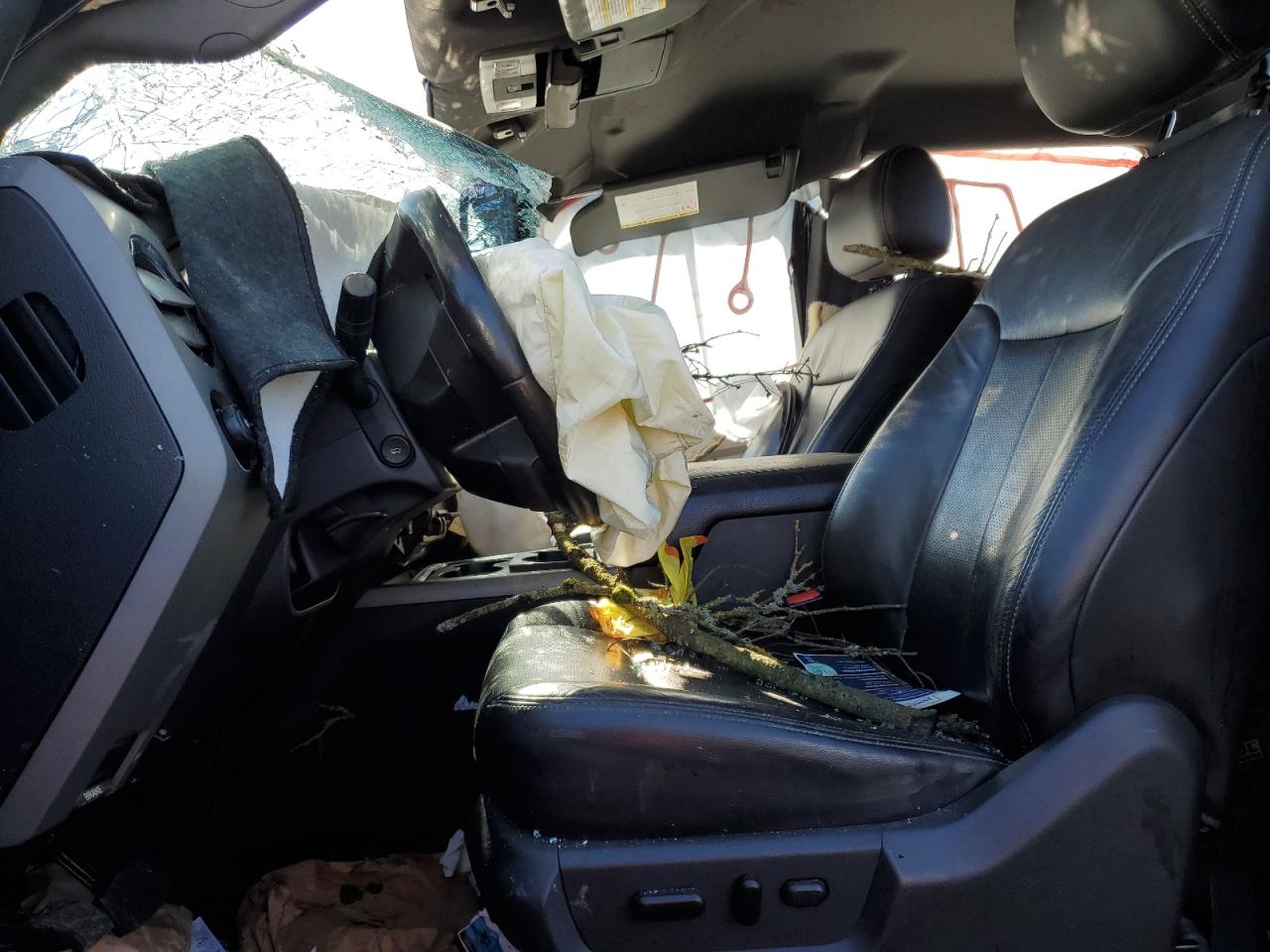 2012 Ford F350 - Image 7