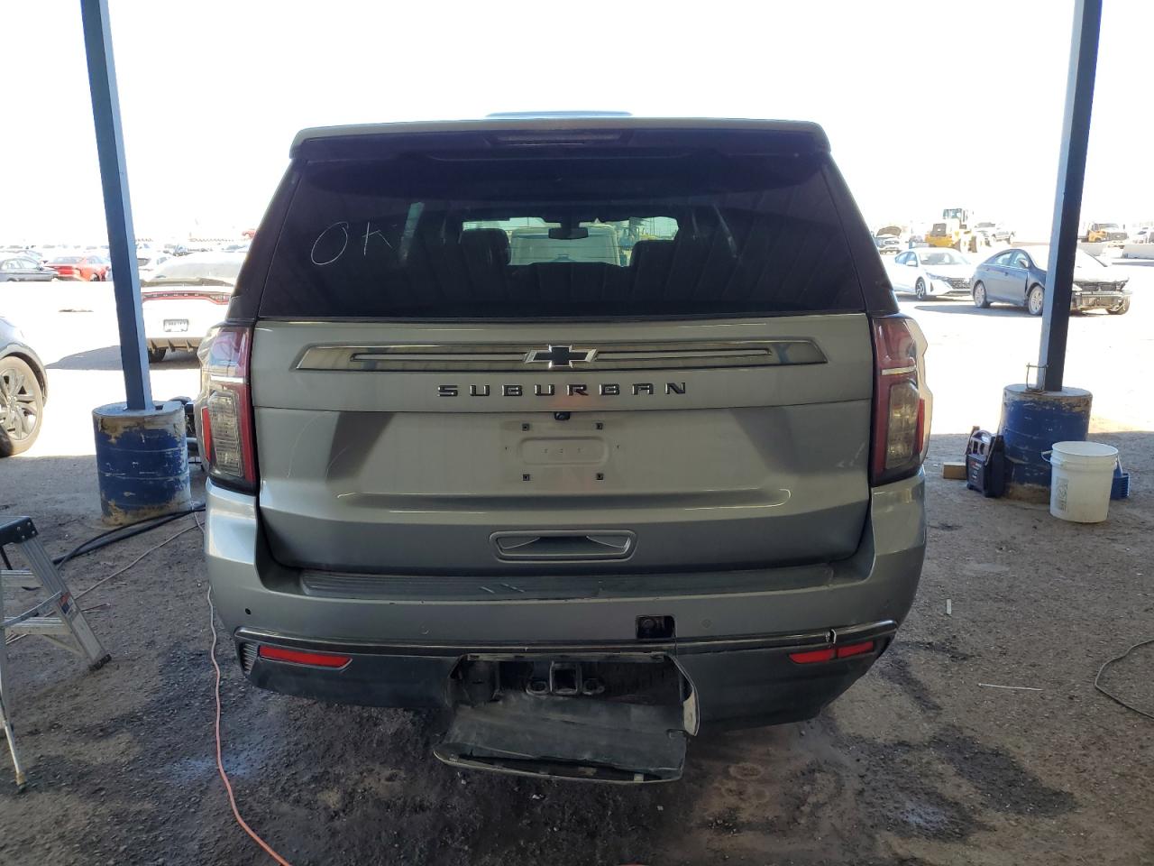 2022 Chevrolet Suburban - Image 6
