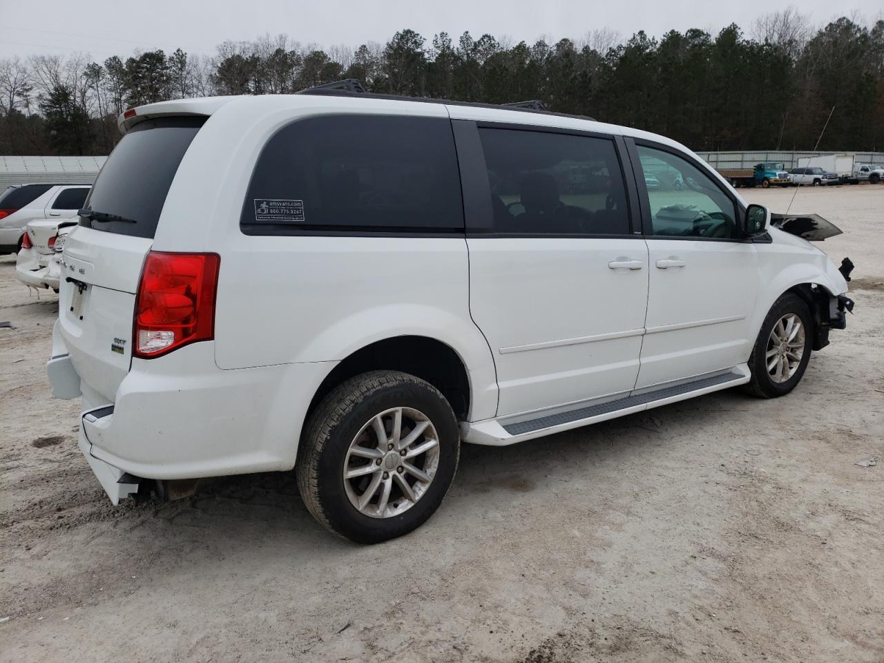 2014 Dodge Caravan - Image 3