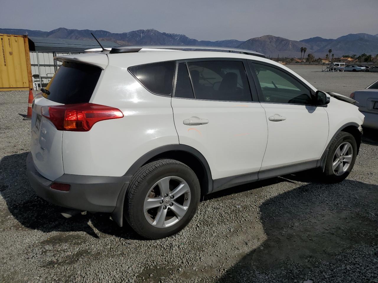 2014 Toyota RAV 4 - Image 3