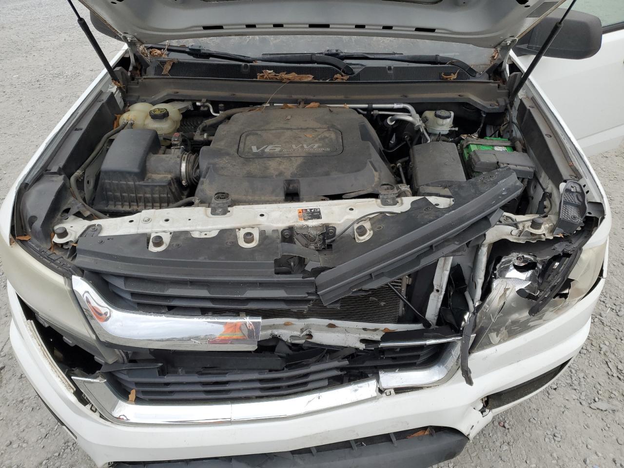 2015 Chevrolet Colorado - Image 11