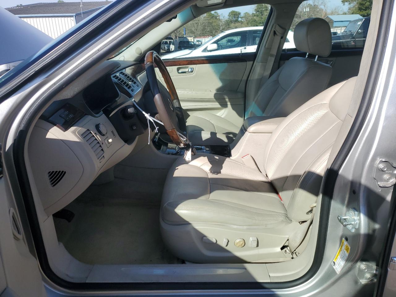 2007 Cadillac DTS - Image 7