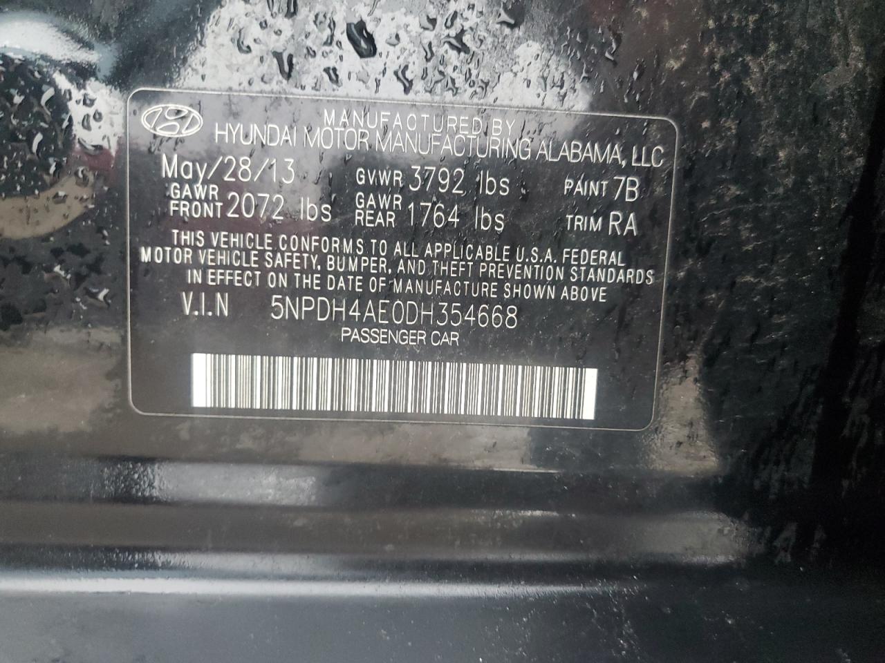 2013 Hyundai Elantra - Image 14