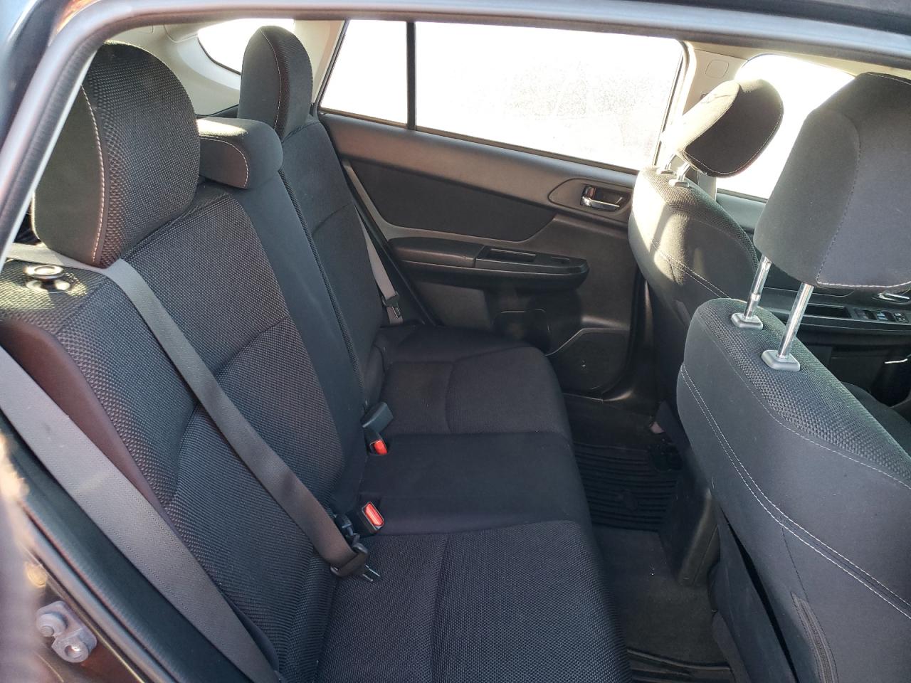 2014 Subaru XV - Image 10
