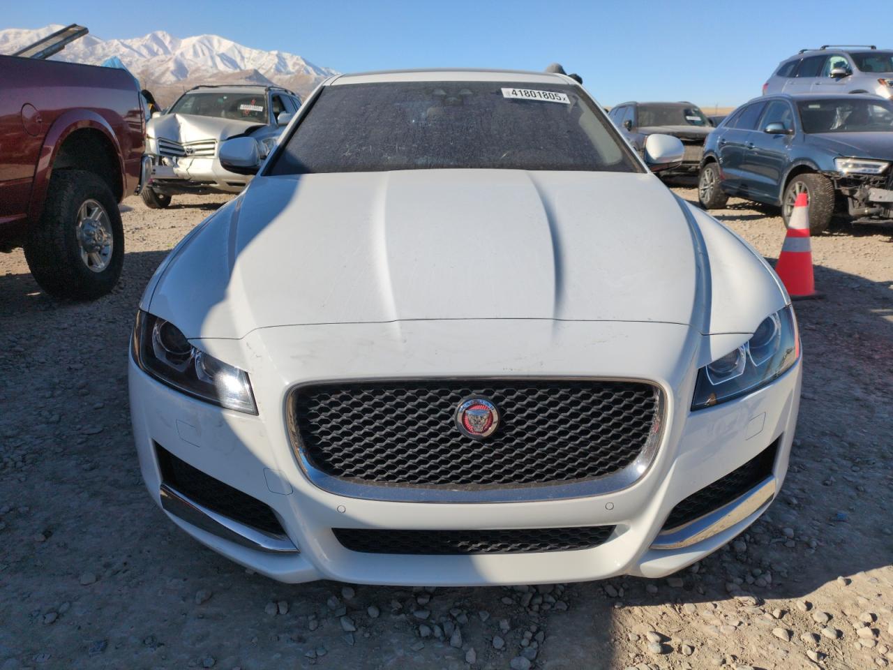 2016 Jaguar XF - Image 5
