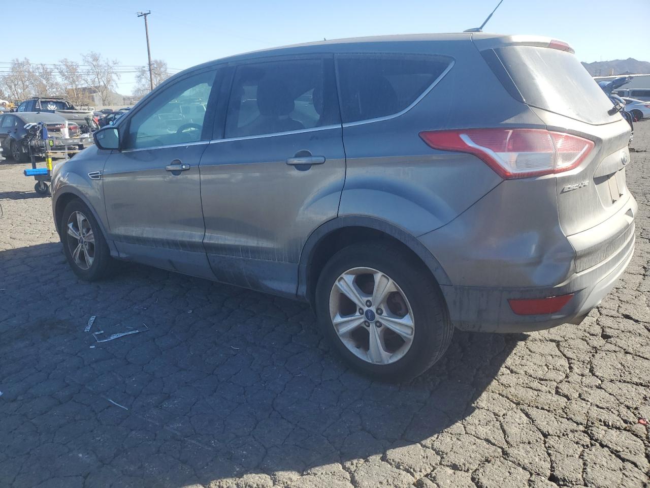 VIN 1FMCU0GX4EUB85086 2014 FORD ESCAPE no.2