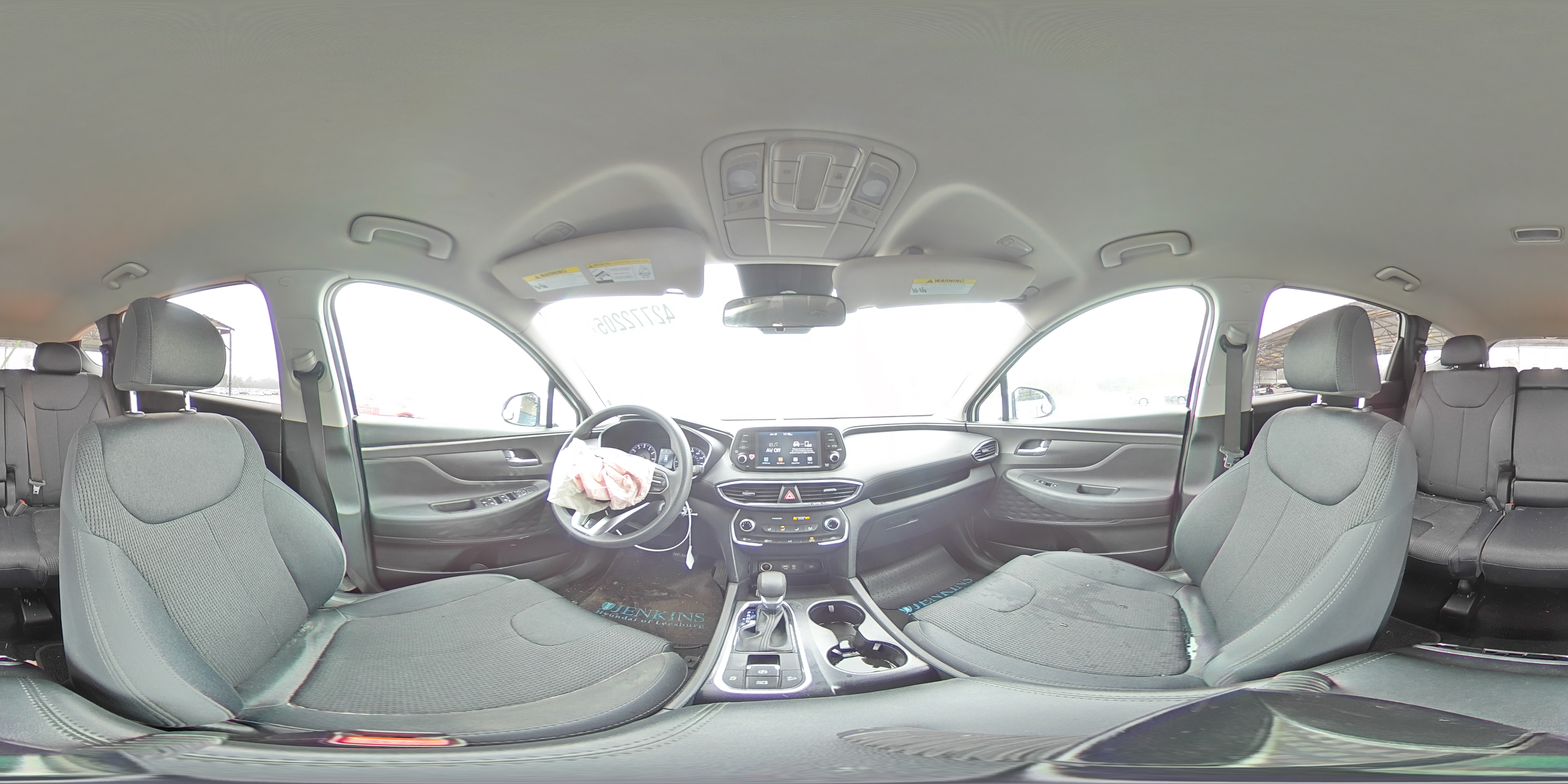 2020 Hyundai Santa Fe - Image 13