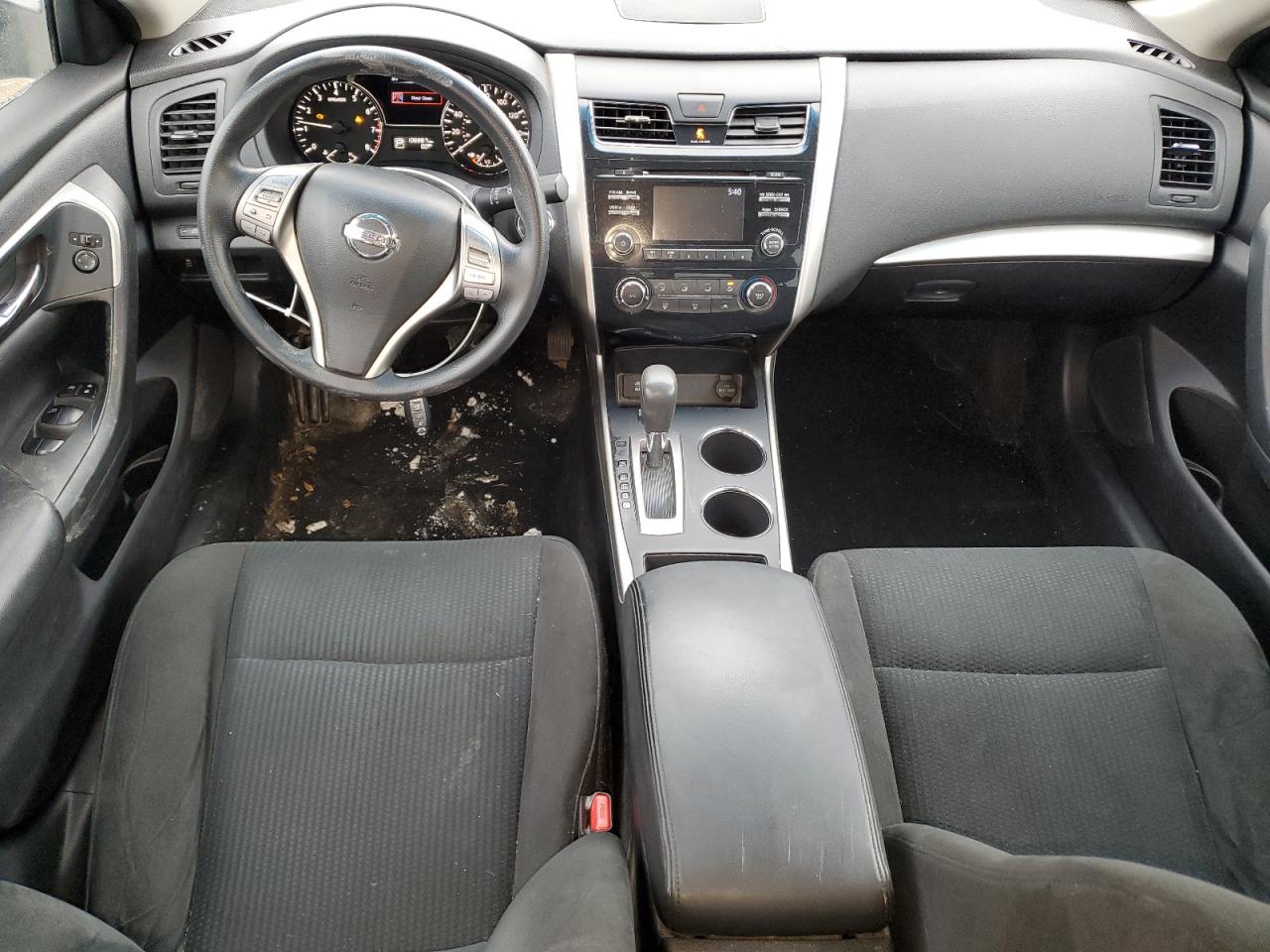 2015 Nissan Altima - Image 8