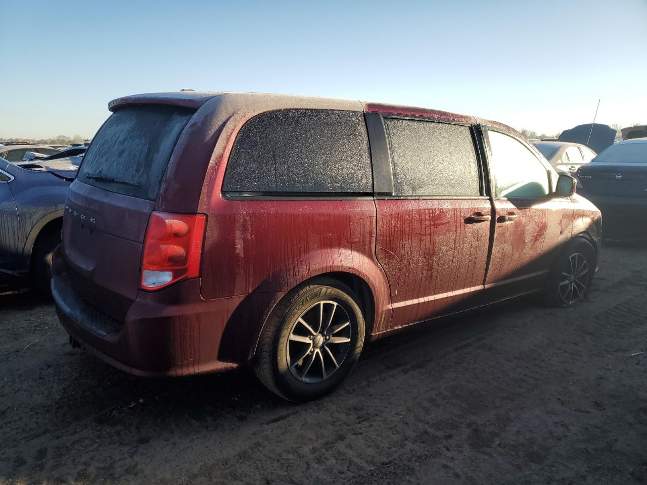 2018 Dodge Caravan - Image 3