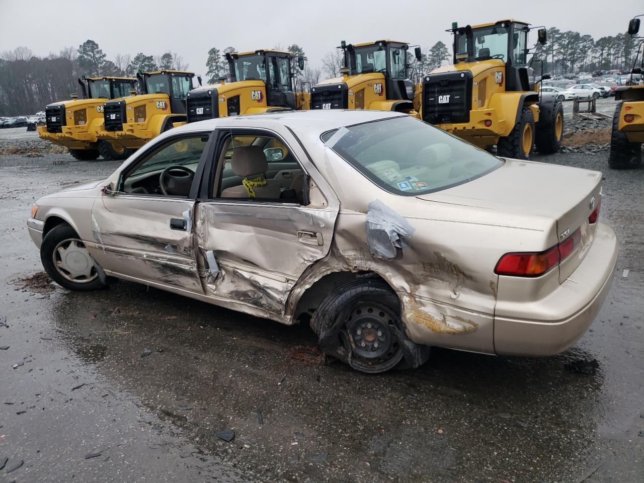 1999 Toyota Camry - Image 2