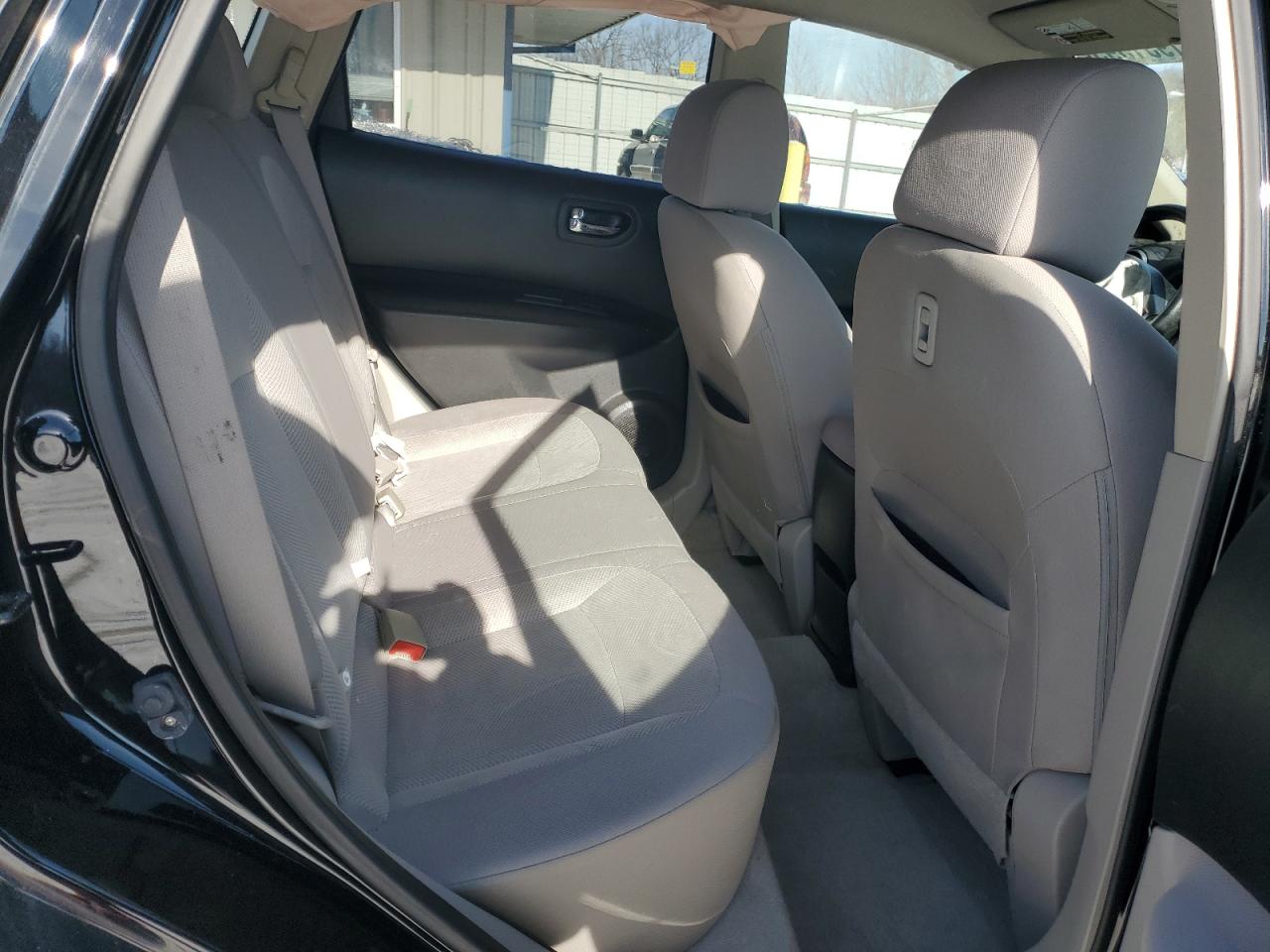 2011 Nissan Rogue - Image 11