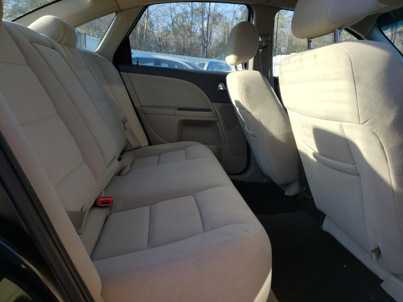 2009 Ford Taurus - Image 10