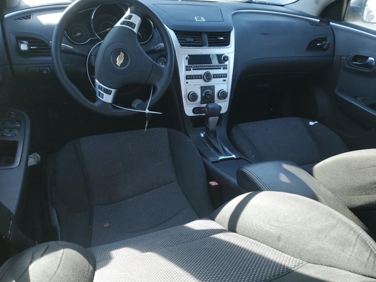 2012 Chevrolet Malibu - Image 8
