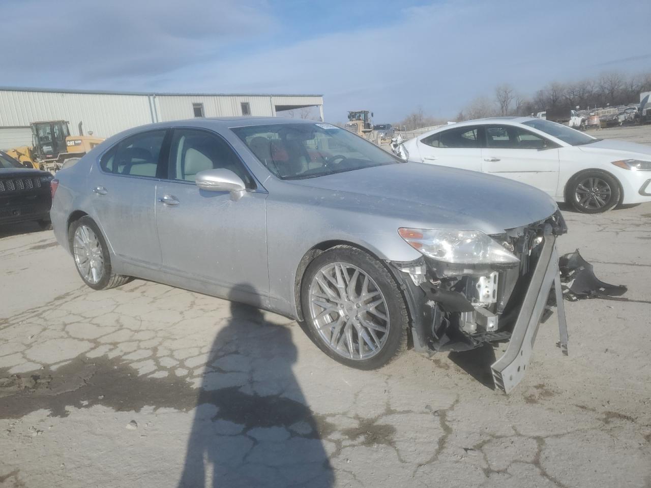 2012 Lexus LS - Image 4